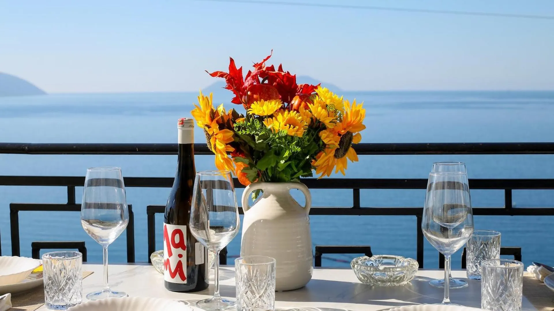 Villa With Sea View And Garden Vlorë